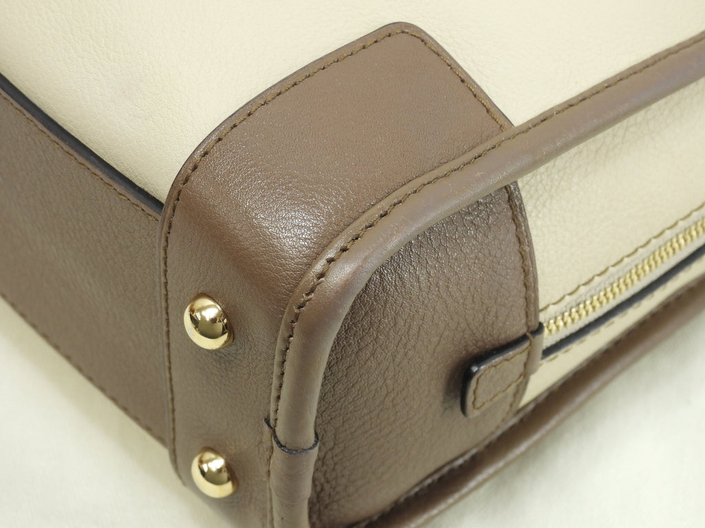 Loewe Amazona 23 in pelle crema/bordeaux, mini borsa a mano, pochette, ottime condizioni @061210