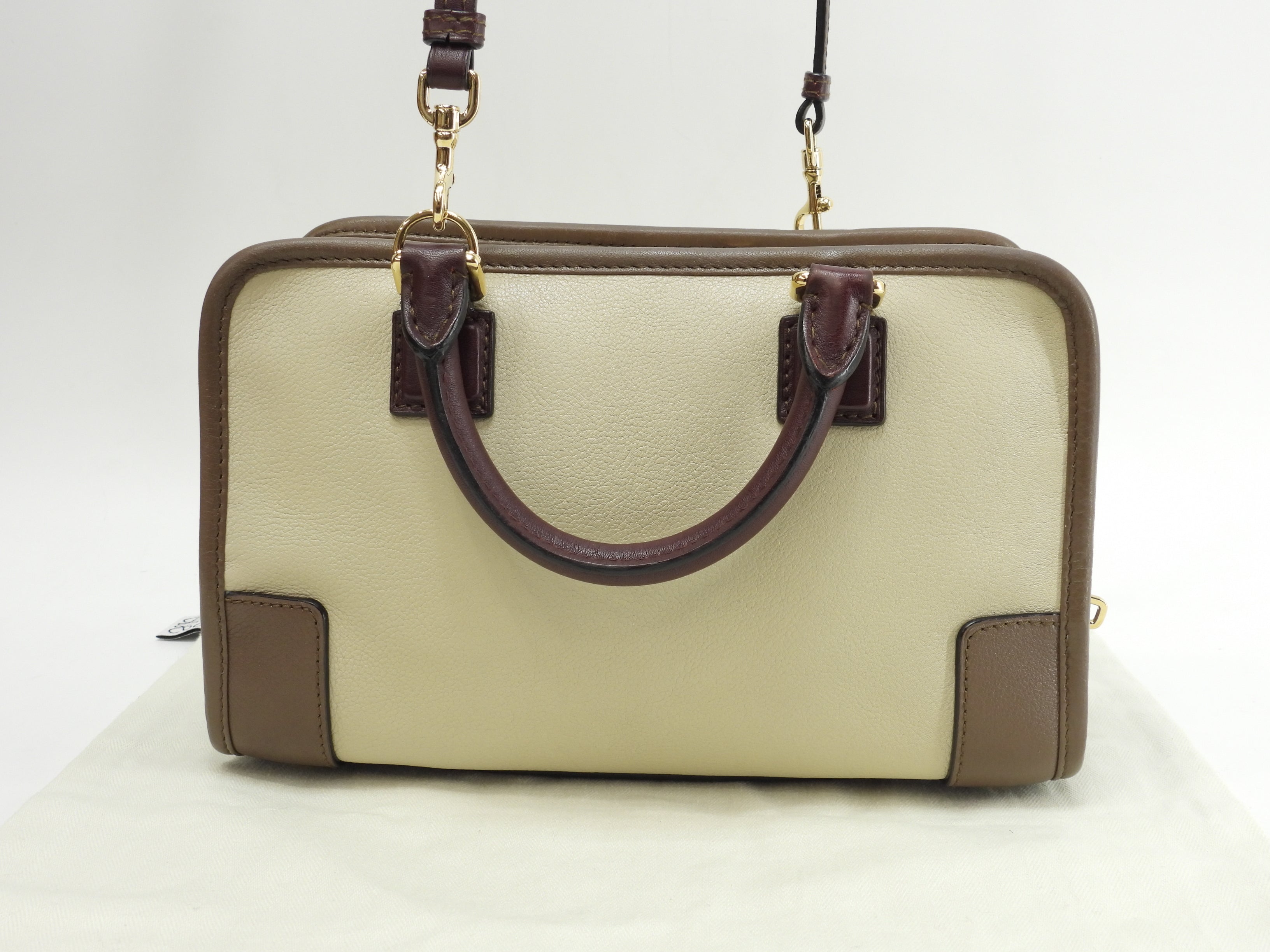 Loewe Amazona 23 in pelle crema/bordeaux, mini borsa a mano, pochette, ottime condizioni @061210