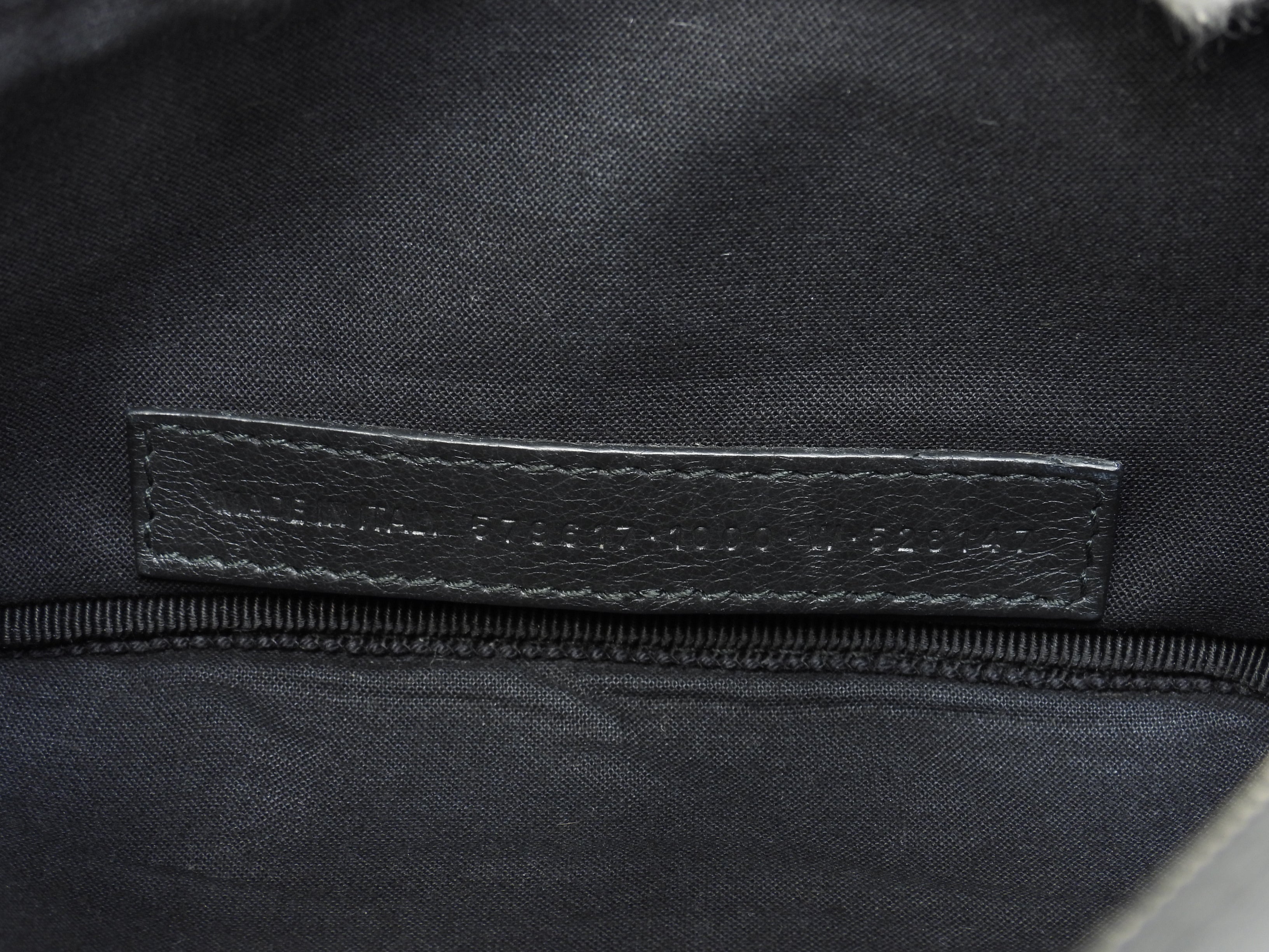 Balenciaga Borsa a tracolla piccola Everyday in pelle intera nera con logo bianco marsupio piccolo @ 45