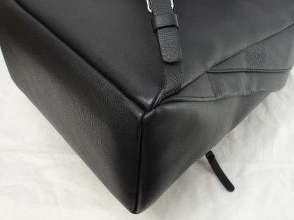 Balenciaga Zaino "Everyday" in pelle nera da uomo usato in ottime condizioni @ 35
