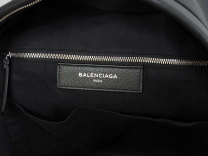 Balenciaga Zaino "Everyday" in pelle nera da uomo usato in ottime condizioni @ 35