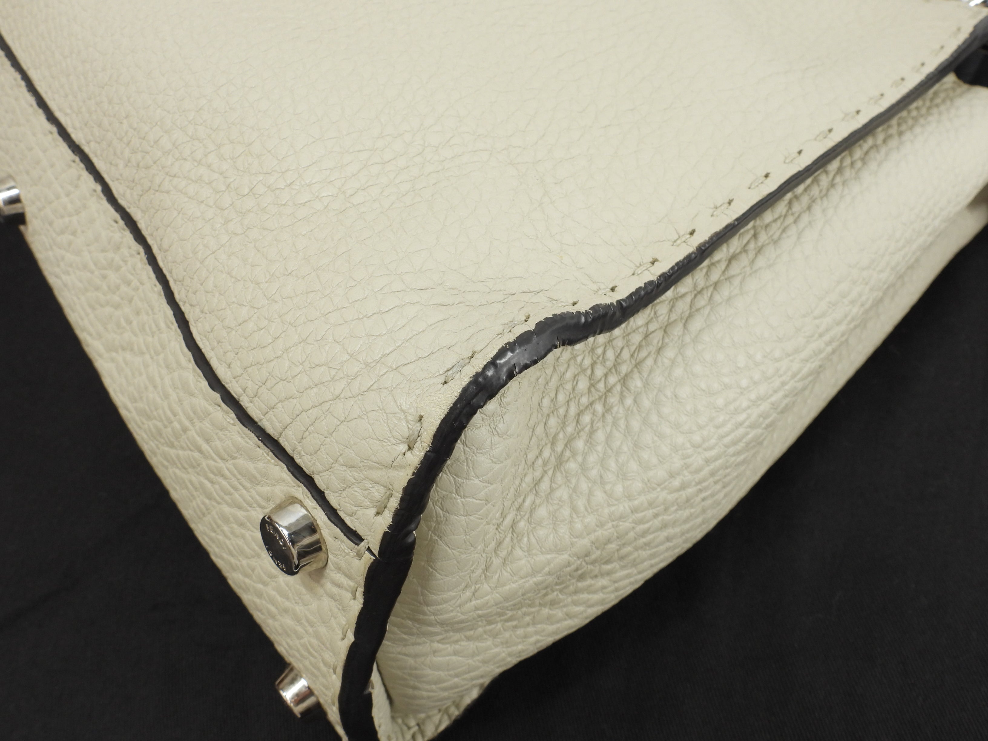 Fendi Peekaboo Regular in pelle Selleria bianco-grigio, borsa a mano con tracolla, ottime condizioni @ 23