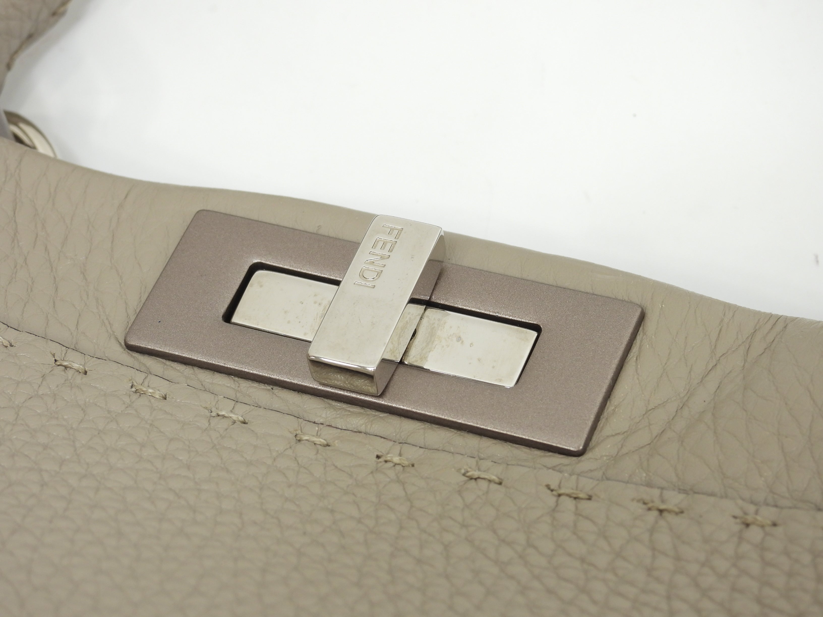 Fendi Peekaboo Regular in pelle Selleria grigia, borsa a mano con tracolla, condizioni eccellenti @ 22
