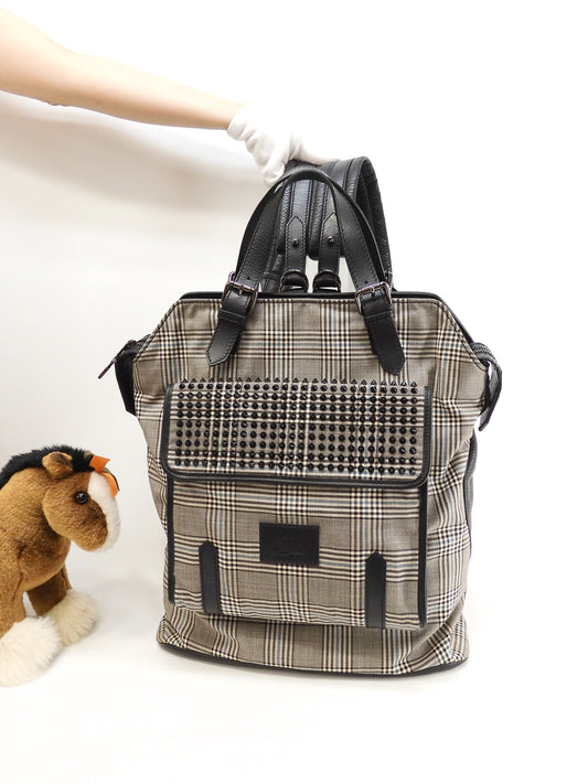Christian Louboutin Zaino con borchie, a quadri neri, grande, borsa tote @ 60