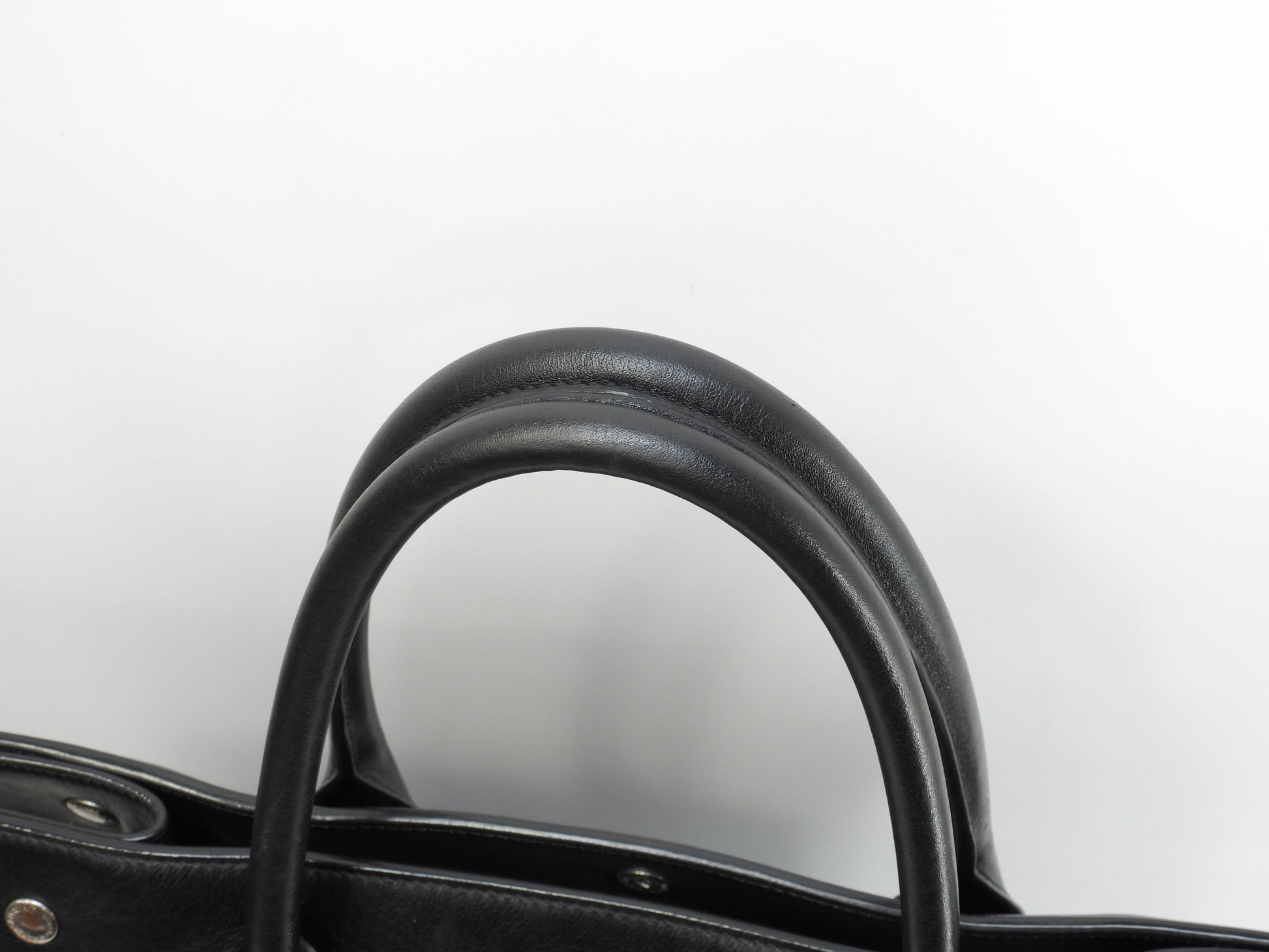 サンローラン トートバッグ リヴゴーシュ フルレザー黒 縦長メンズハンドバッグ YSL@GNR663970-0421