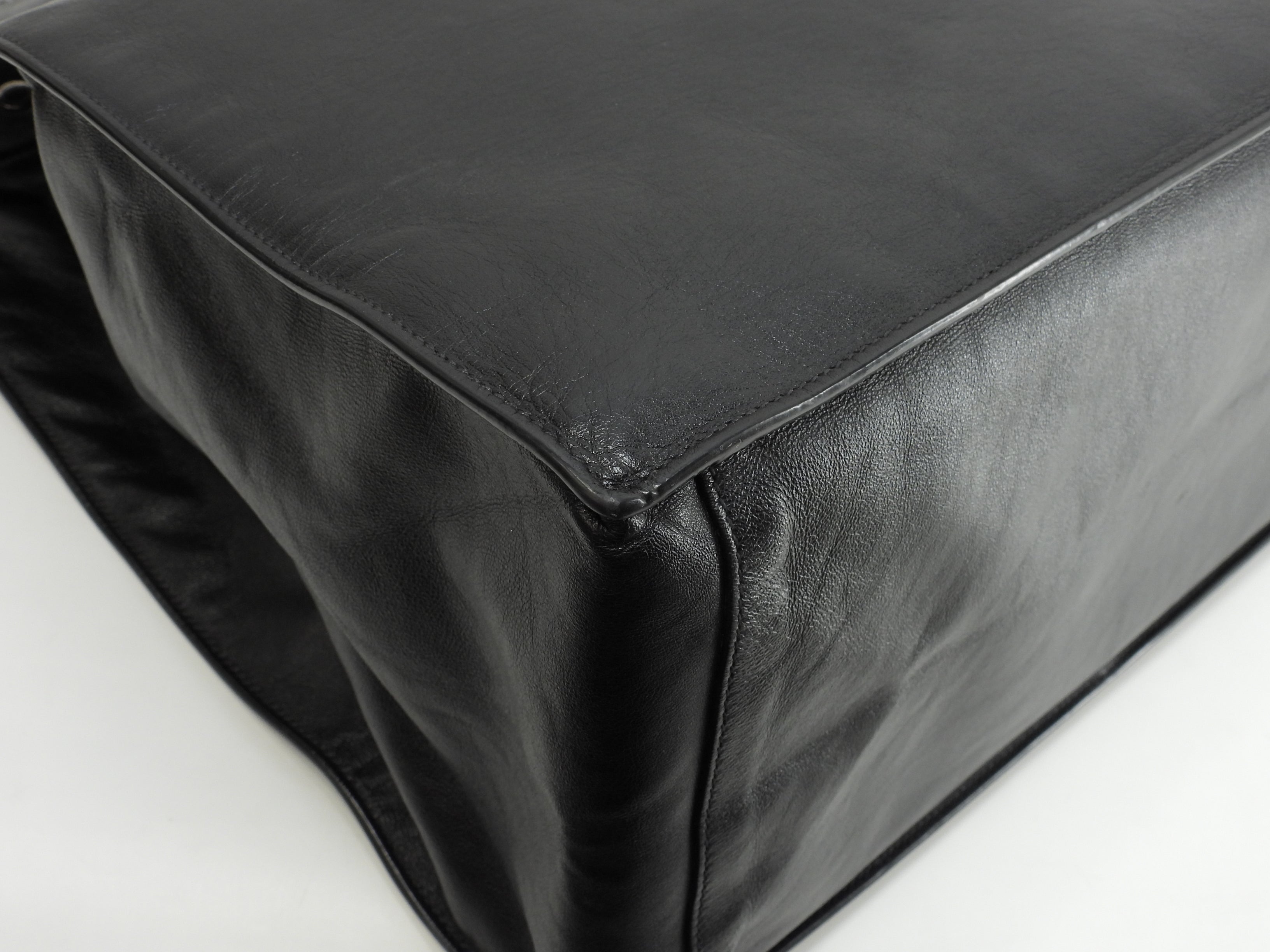 Borsa tote Saint Laurent Rive Gauche in pelle nera, verticale, da uomo, YSL@GNR663970-0421