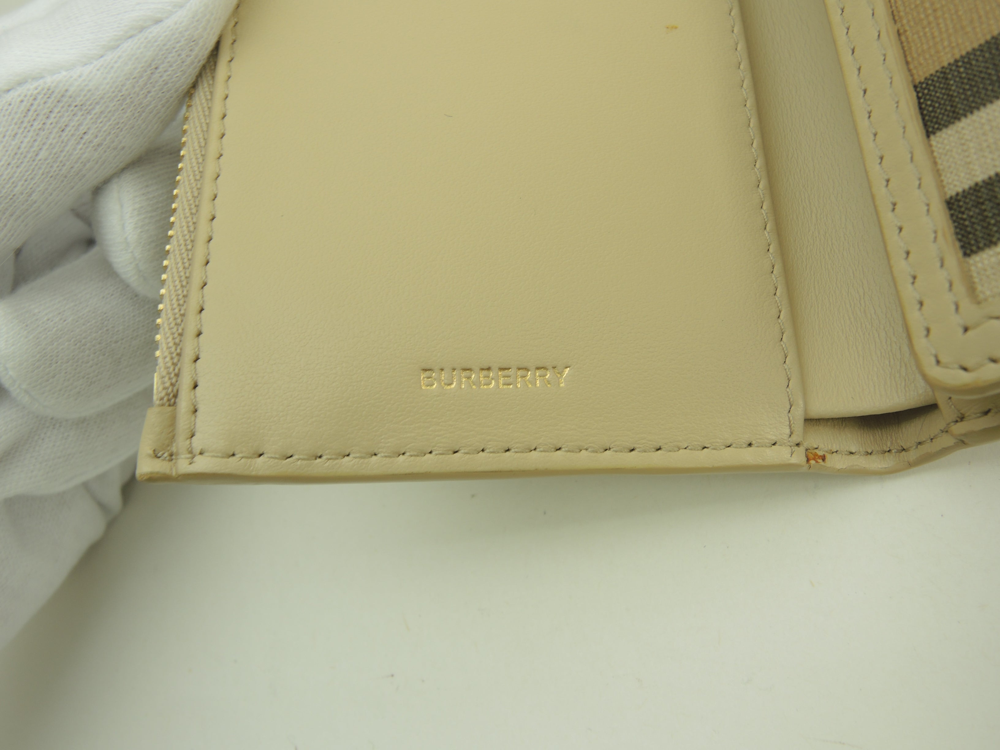 Burberry portafoglio compatto a tre ante in PVC/pelle con motivo check, portafoglio piccolo, come nuovo@POPELFI071SEB