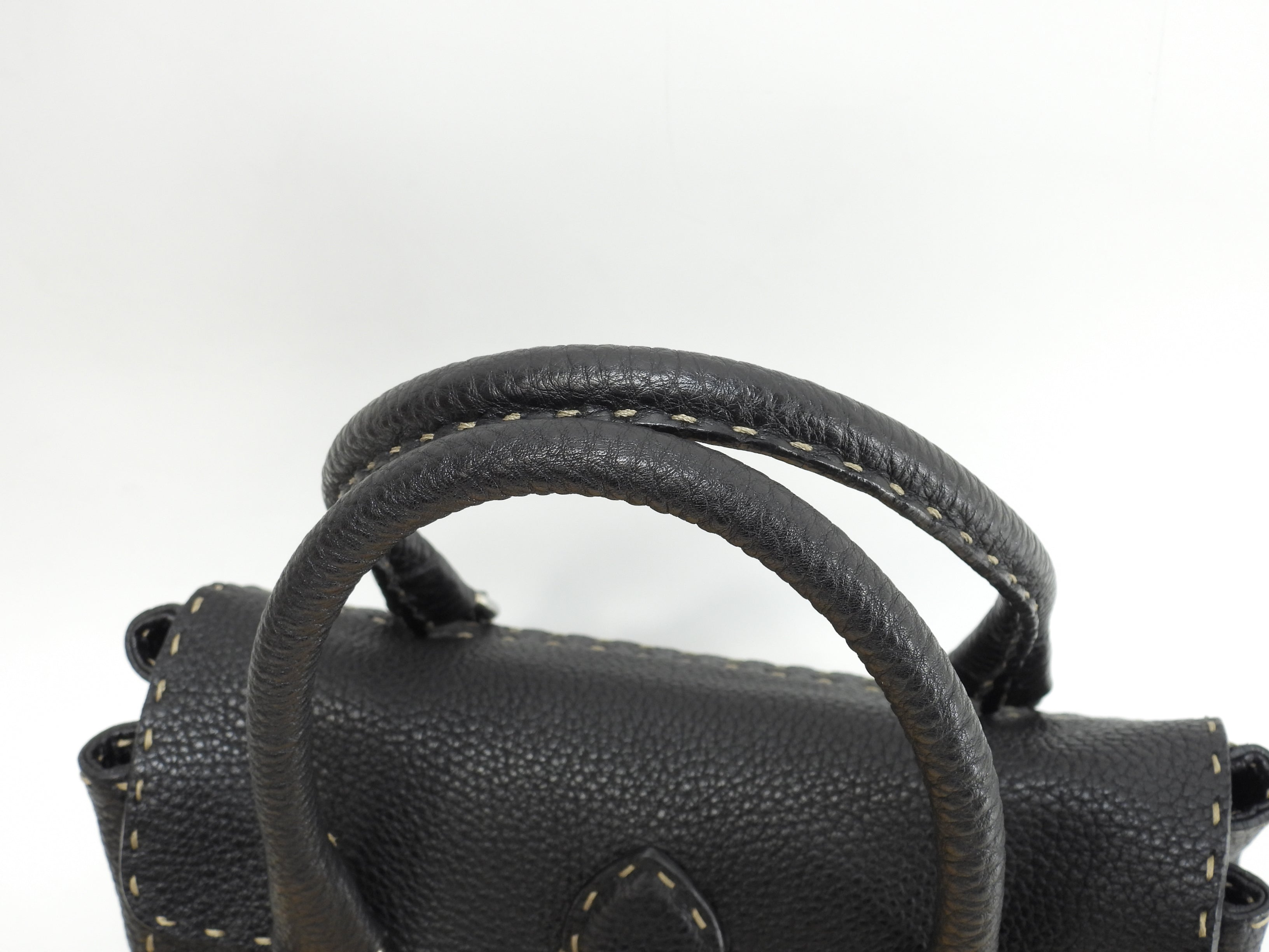 Fendi Mini Linda in pelle Selleria nera, hardware argento, borsa a mano piccola, pari al nuovo @ 24