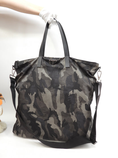 Prada borsa tote Saffiano/Nylon grigio nero mimetico da uomo con tracolla @ 1
