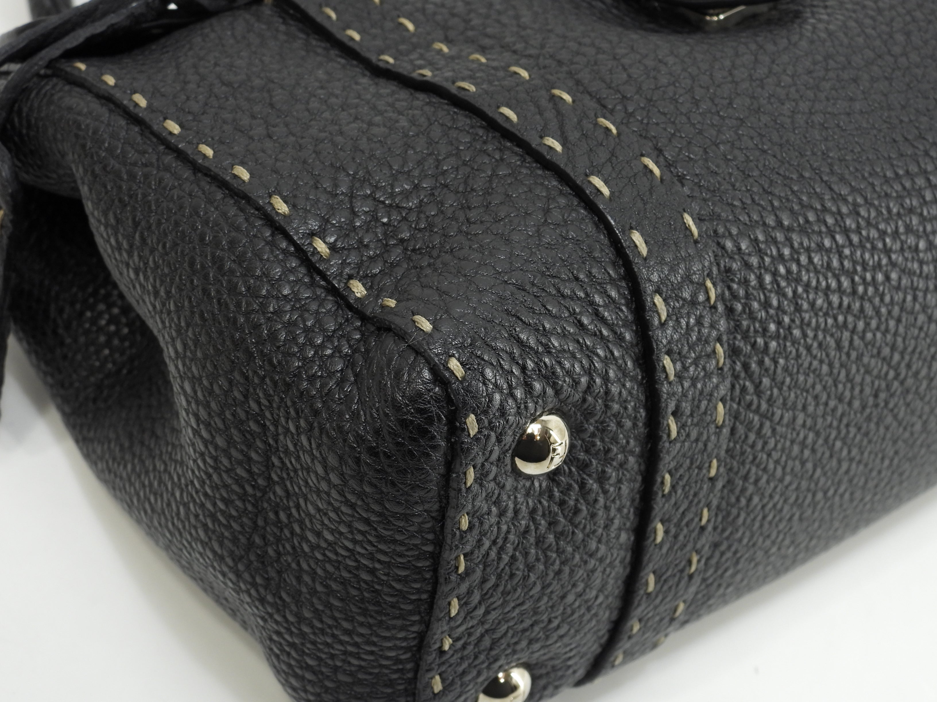 Fendi Mini Linda in pelle Selleria nera, hardware argento, borsa a mano piccola, pari al nuovo @ 24