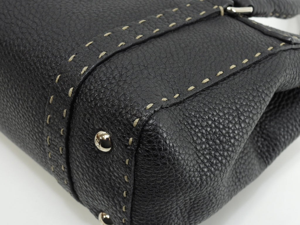 Fendi Mini Linda in pelle Selleria nera, hardware argento, borsa a mano piccola, pari al nuovo @ 24