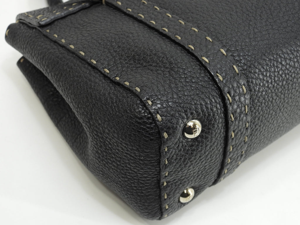 Fendi Mini Linda in pelle Selleria nera, hardware argento, borsa a mano piccola, pari al nuovo @ 24