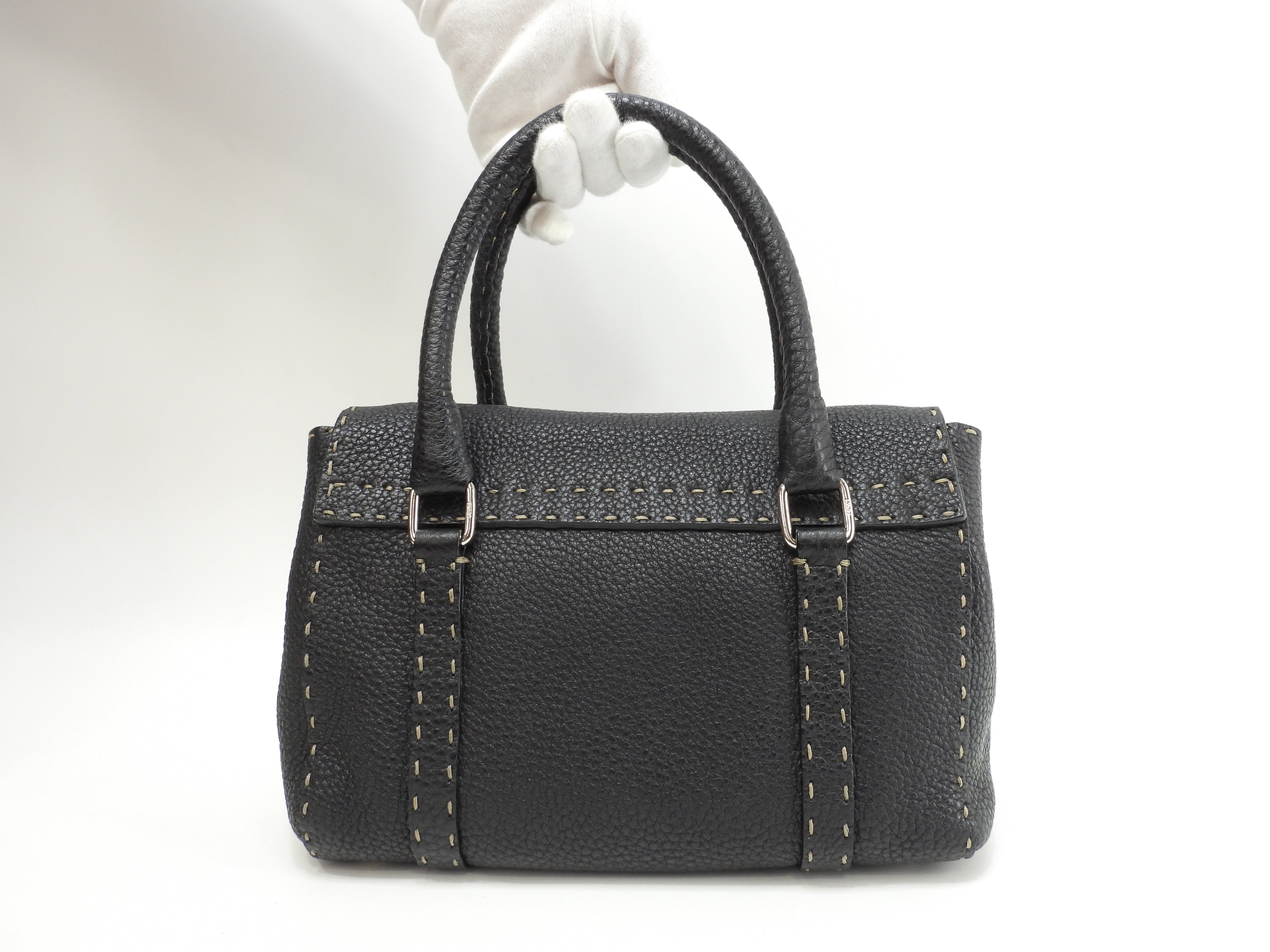 Fendi Mini Linda in pelle Selleria nera, hardware argento, borsa a mano piccola, pari al nuovo @ 24