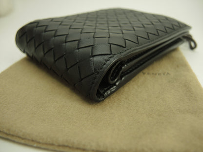 Bottega Veneta, portafoglio a due ante, pelle nera intrecciata, portafoglio compatto @B02598050U