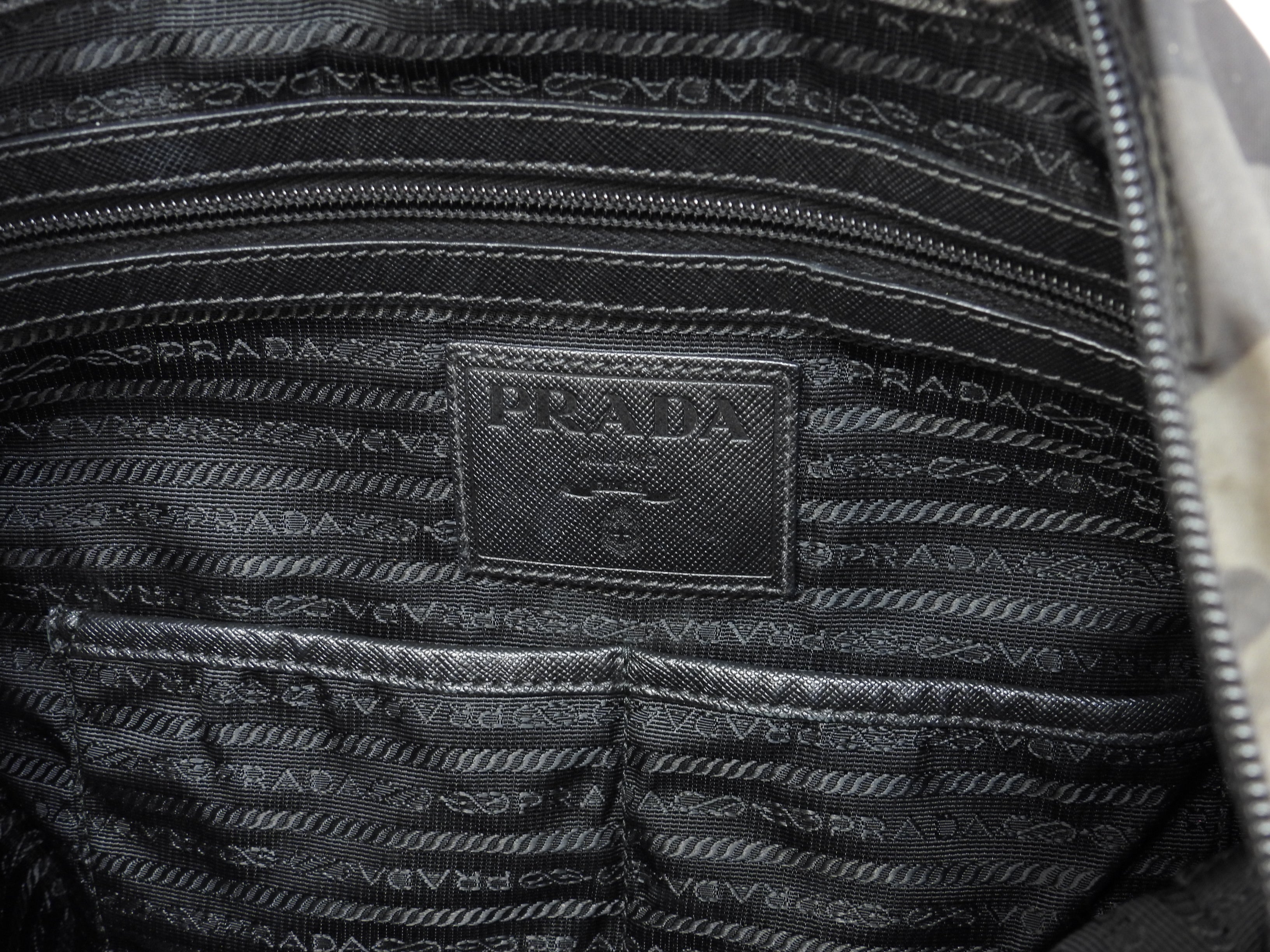 Prada borsa tote Saffiano/Nylon grigio nero mimetico da uomo con tracolla @ 1