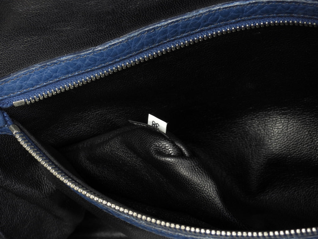 Borsetta Prada in pelle Taurillon, blu muschio, valigetta porta documenti, in condizioni eccellenti @38