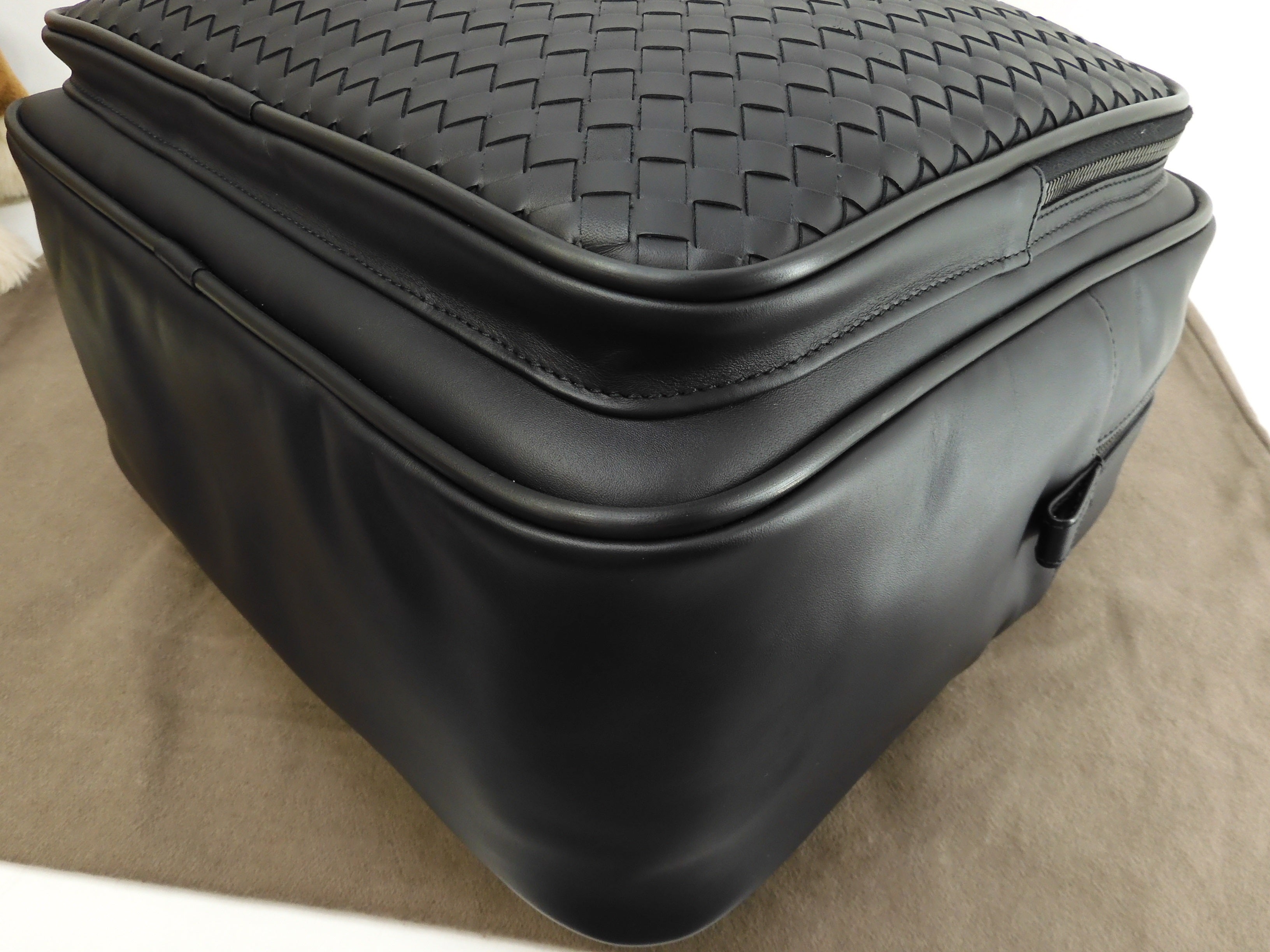 Bottega Veneta ventiquattrore Intrecciato in pelle nera borsa da viaggio nuova @B08476164J