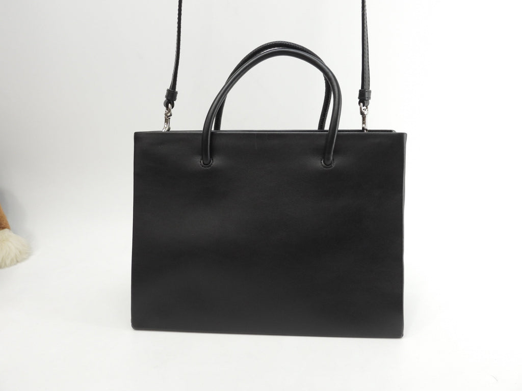 Moschino borsa shopper piccola in pelle nera con logo borchiato e tracolla, tote, @1