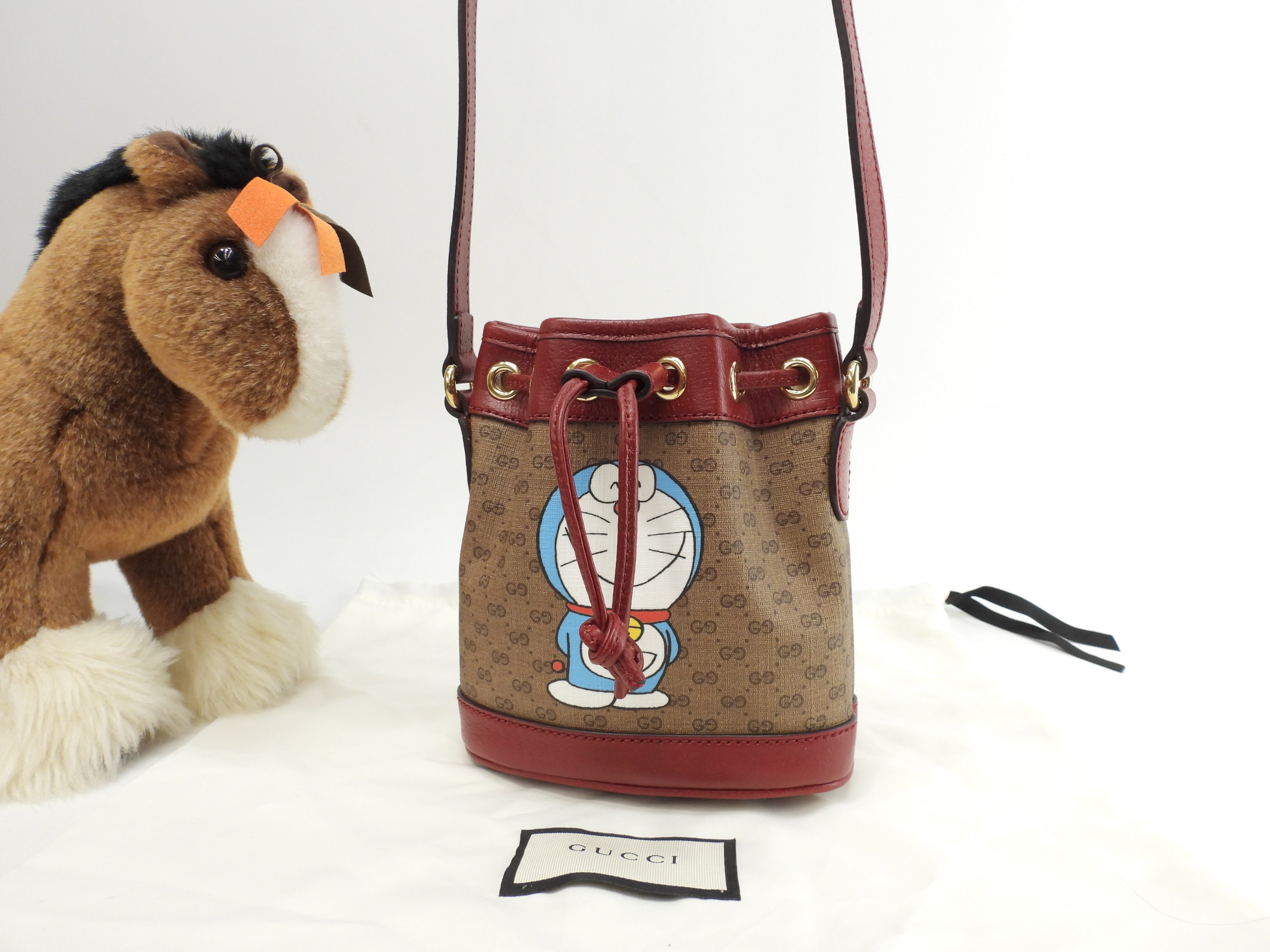 Gucci, pochette a sacchetto, Doraemon, micro GG, marrone e rosso, borsa a tracolla, nuova, @ 3