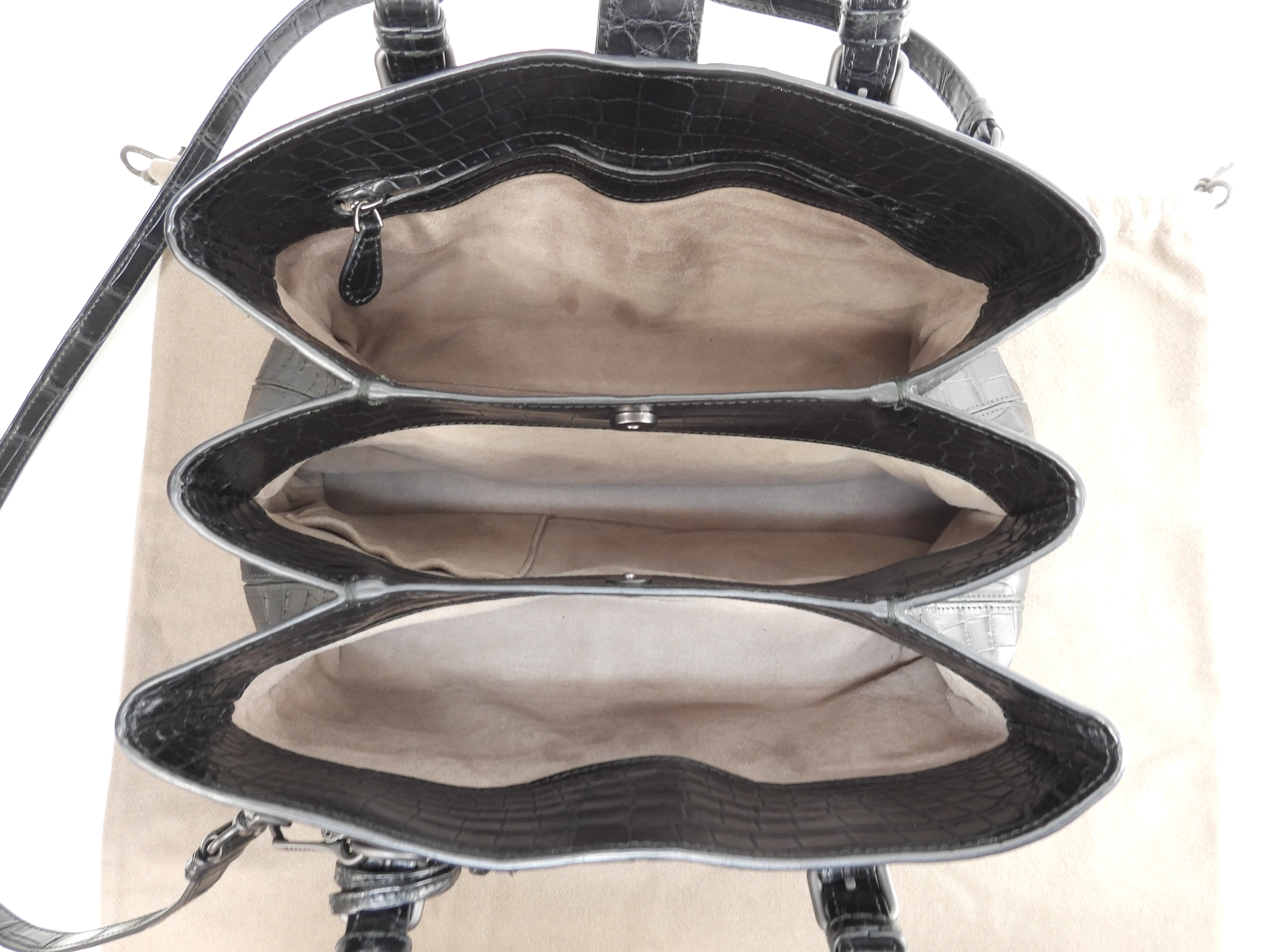 Bottega Veneta Small Roma Coccodrillo Opaco Nero borsa a mano con tracolla, condizioni eccellenti @B06188041W