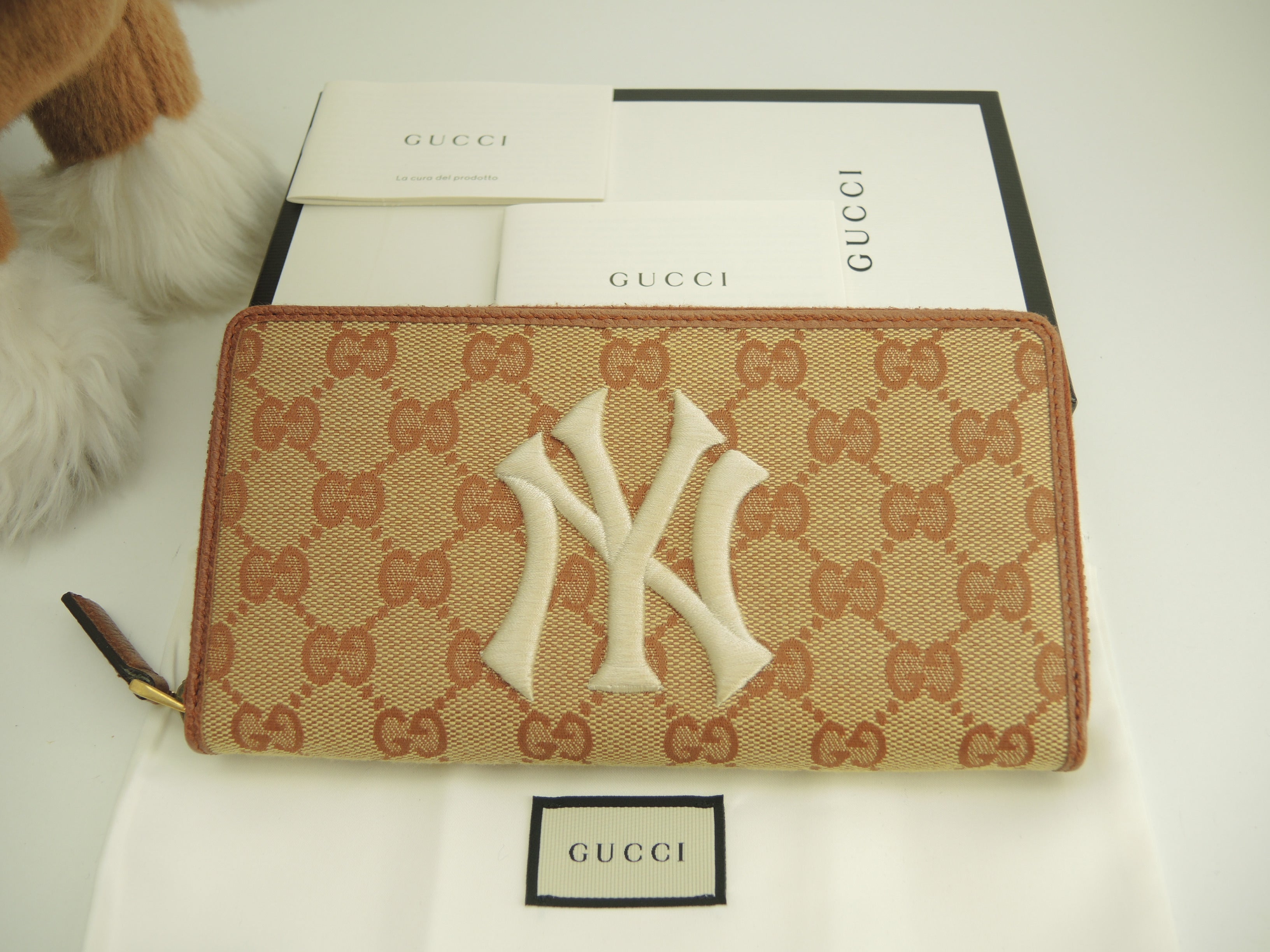 Gucci Portafoglio lungo Yankees GG Supreme marrone Portafoglio zip nuovo@4