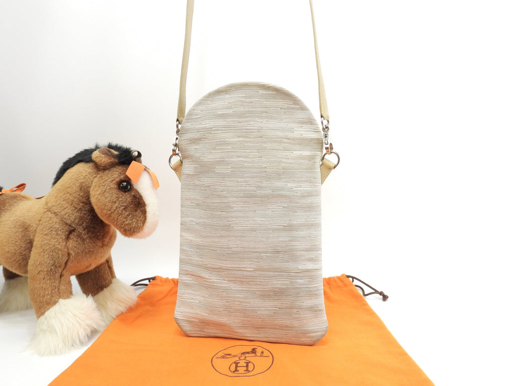 Hermès Pillow Vibrato Leather Grigio Chiaro Pochette Borsa a tracolla @□D 2