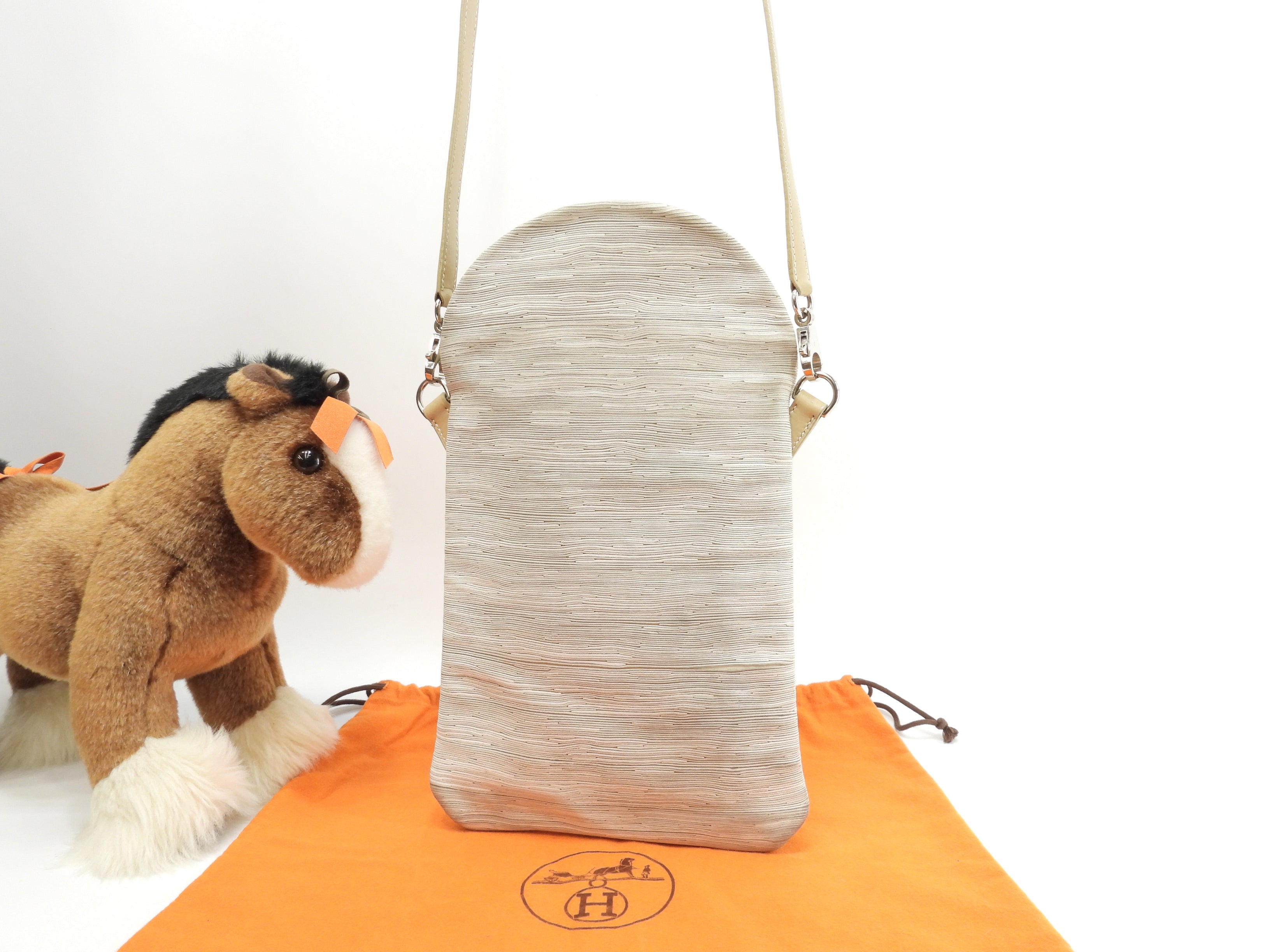 Hermès Pillow Vibrato Leather Grigio Chiaro Pochette Borsa a tracolla @□D 2