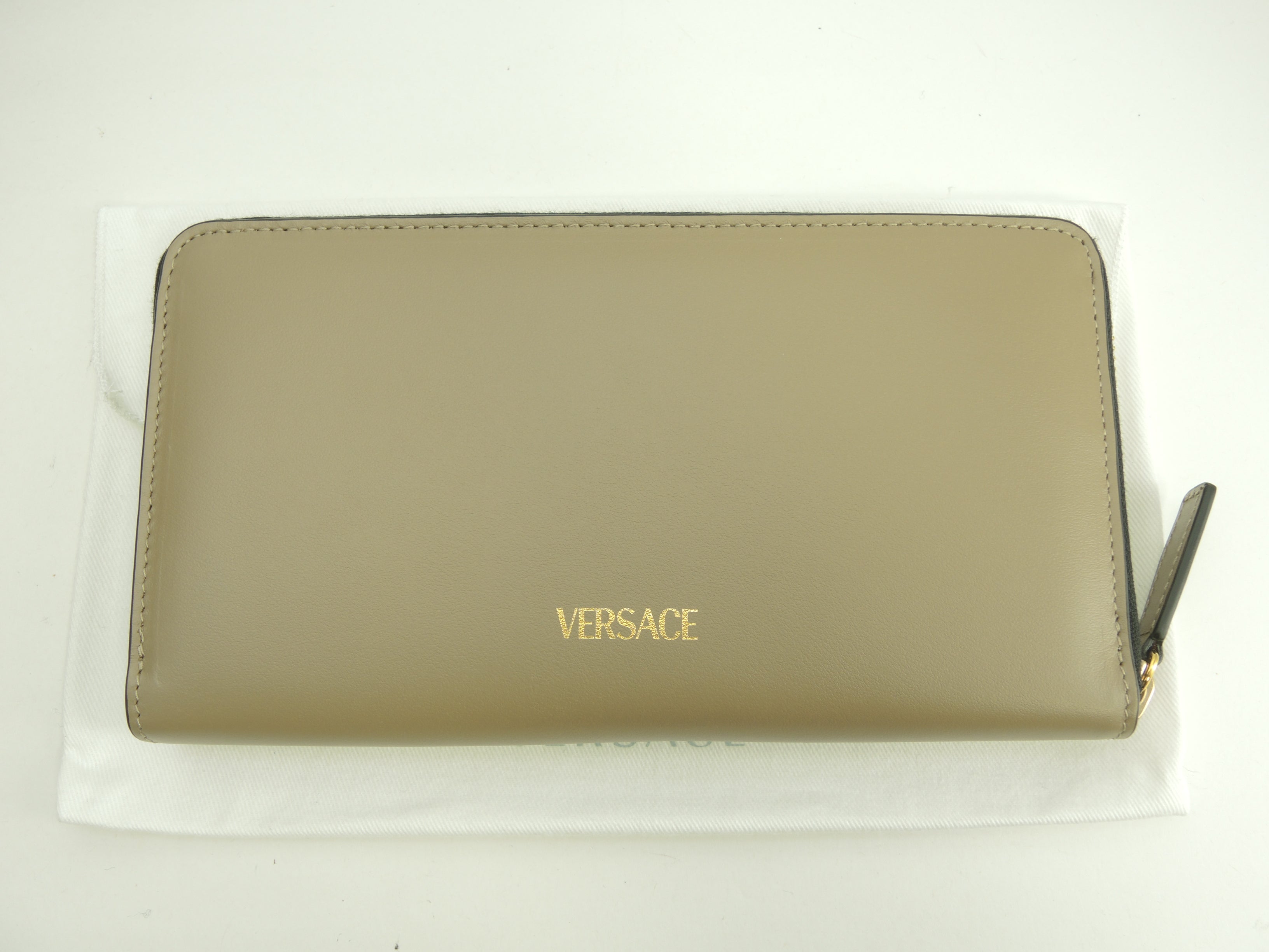 Versace Portafoglio lungo Medusa in pelle grigia con cerniera perimetrale nuovo@ 12