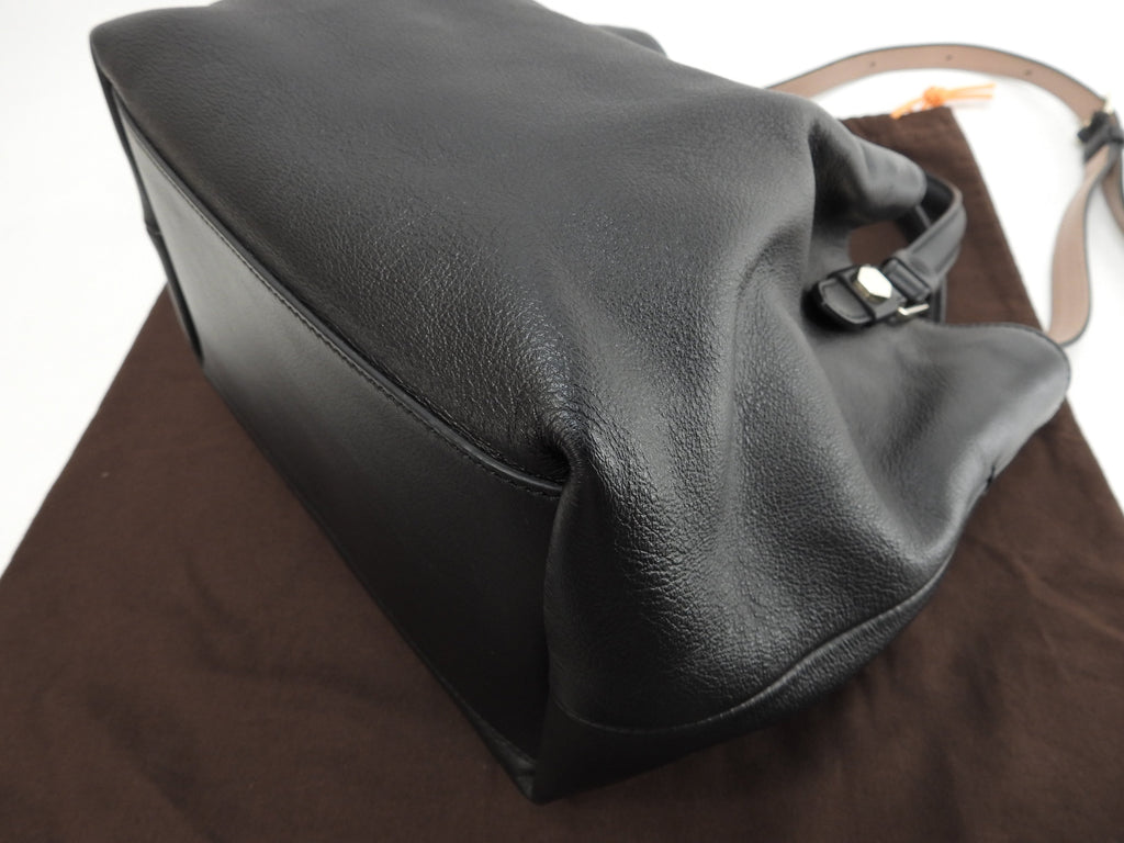Tod's Mini Tote Bag in pelle nera, con tracolla, borsa a mano in ottime condizioni@4B33