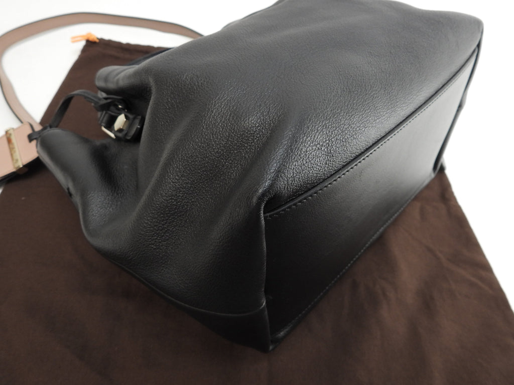 Tod's Mini Tote Bag in pelle nera, con tracolla, borsa a mano in ottime condizioni@4B33