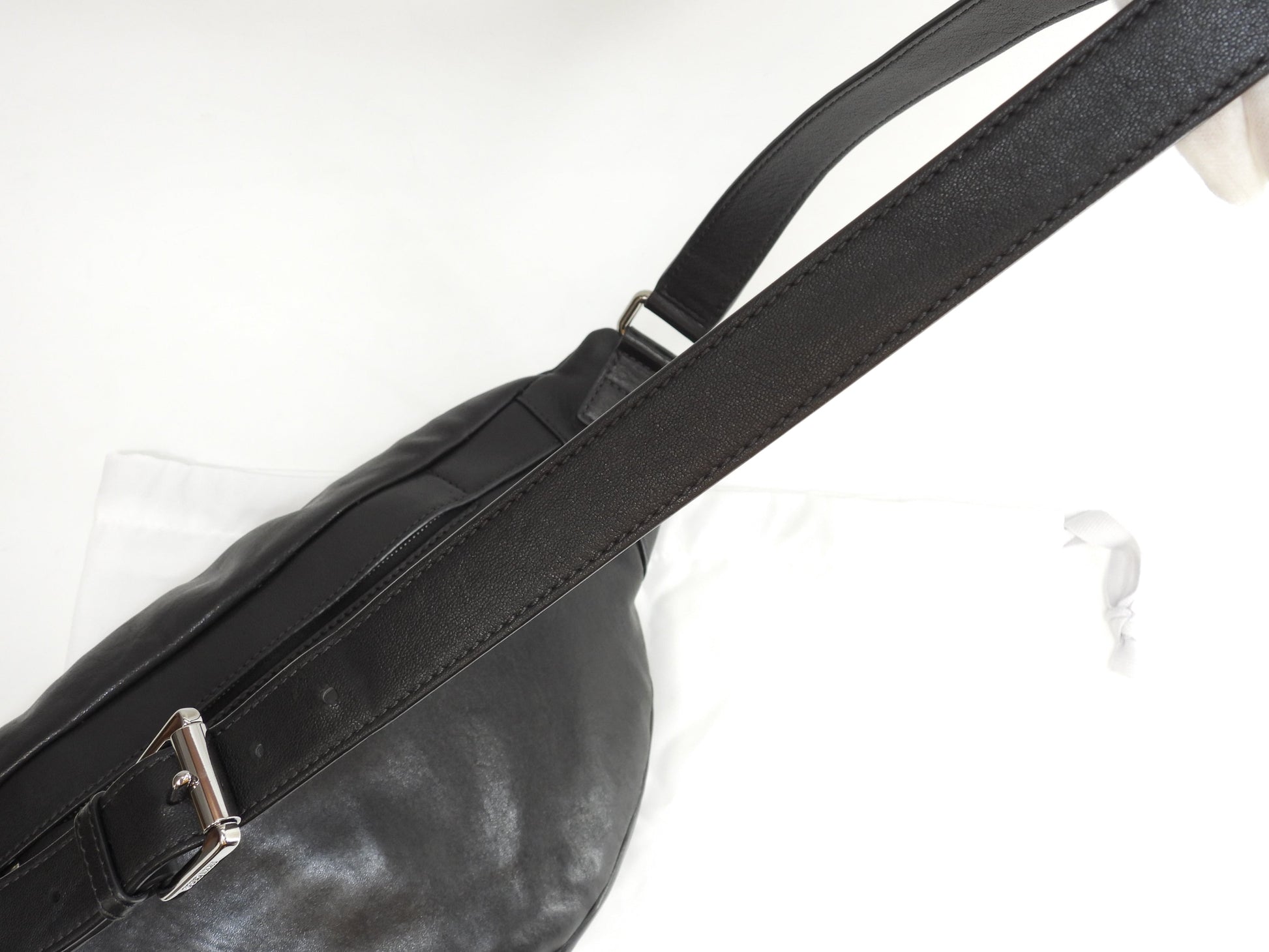 Jimmy Choo Dehlie Star Studs in pelle nera, marsupio, ottime condizioni @LXJSPN
