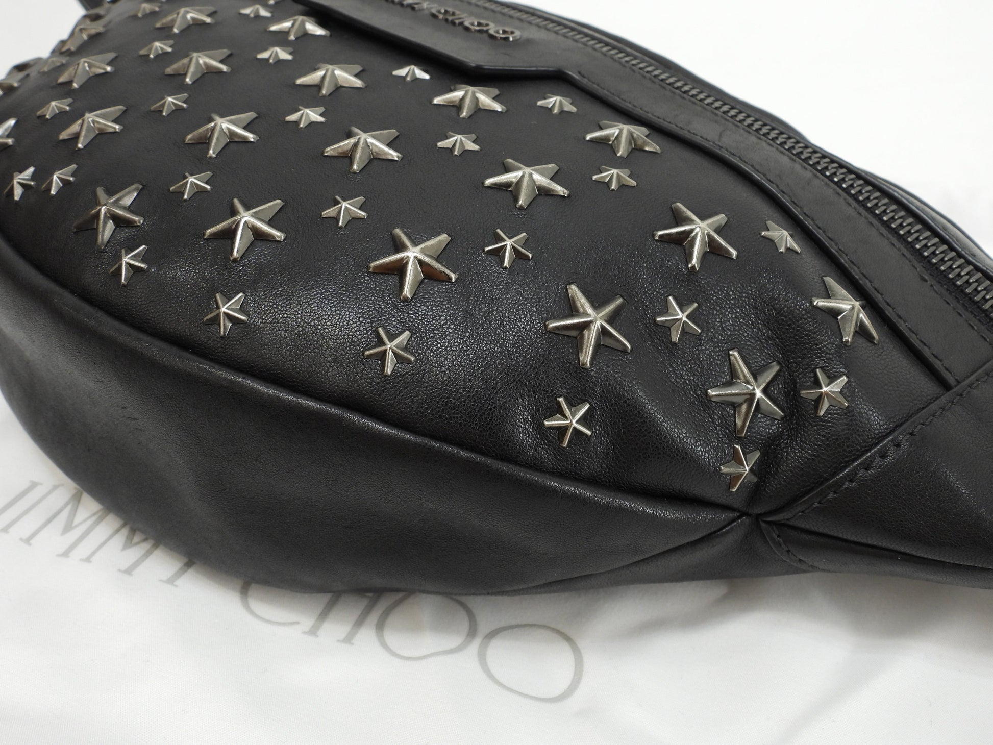 Jimmy Choo Dehlie Star Studs in pelle nera, marsupio, ottime condizioni @LXJSPN