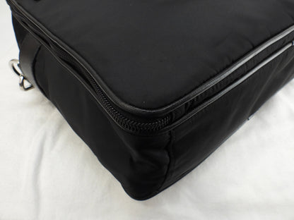 Borsello Prada grande in pelle Saffiano/nylon nero con portadocumenti con cerniera@165 3