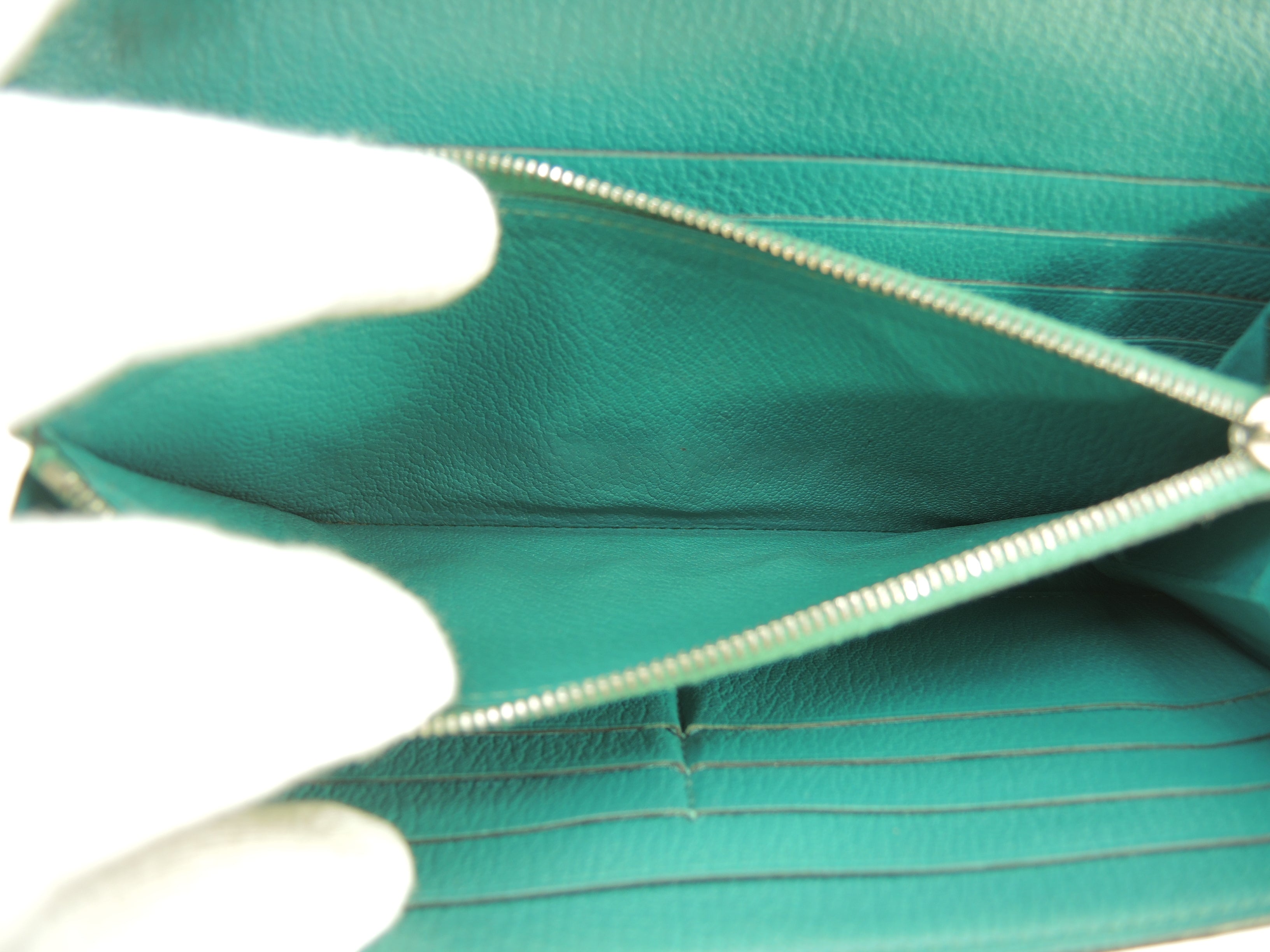 Hermès Portafoglio lungo Kelly, pelle di capra Chèvre, Blue Paon, portafoglio bi-fold, hardware in argento @X