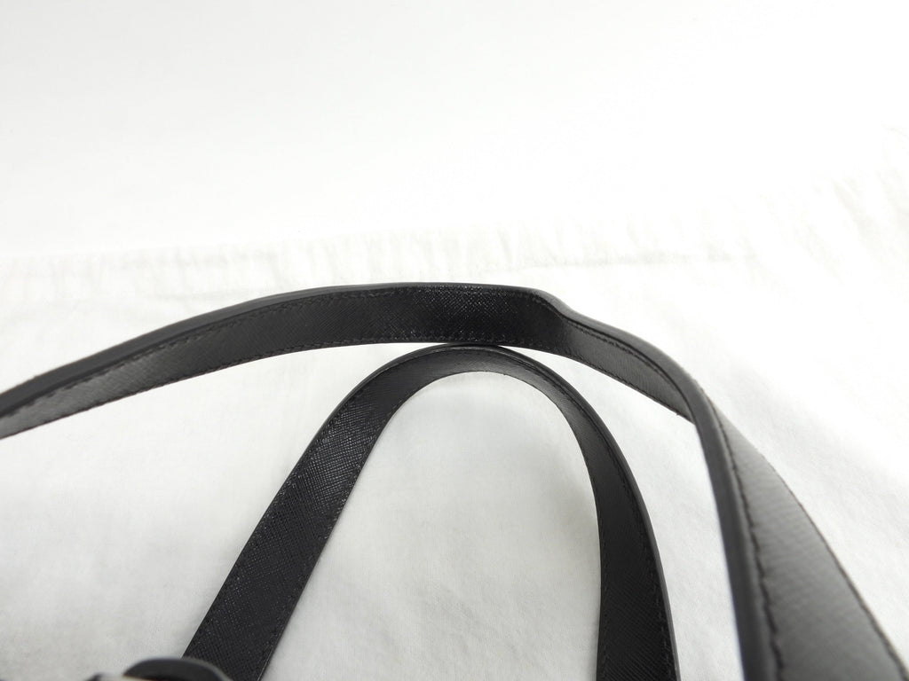 Borsello Prada grande in pelle Saffiano/nylon nero con portadocumenti con cerniera@165 3