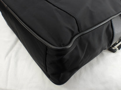 Borsello Prada grande in pelle Saffiano/nylon nero con portadocumenti con cerniera@165 3