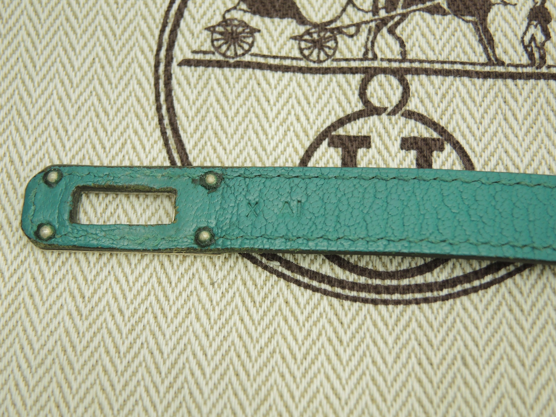 Hermès Portafoglio lungo Kelly, pelle di capra Chèvre, Blue Paon, portafoglio bi-fold, hardware in argento @X