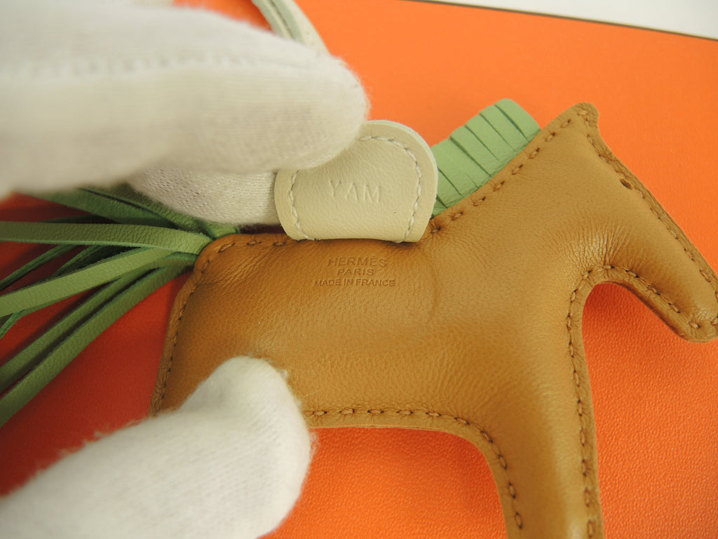 Hermès Rodeo PM Agneau Milo Craie/Sesamo/Vert Criquet Ciondolo per borsa Nuovo@Y 5