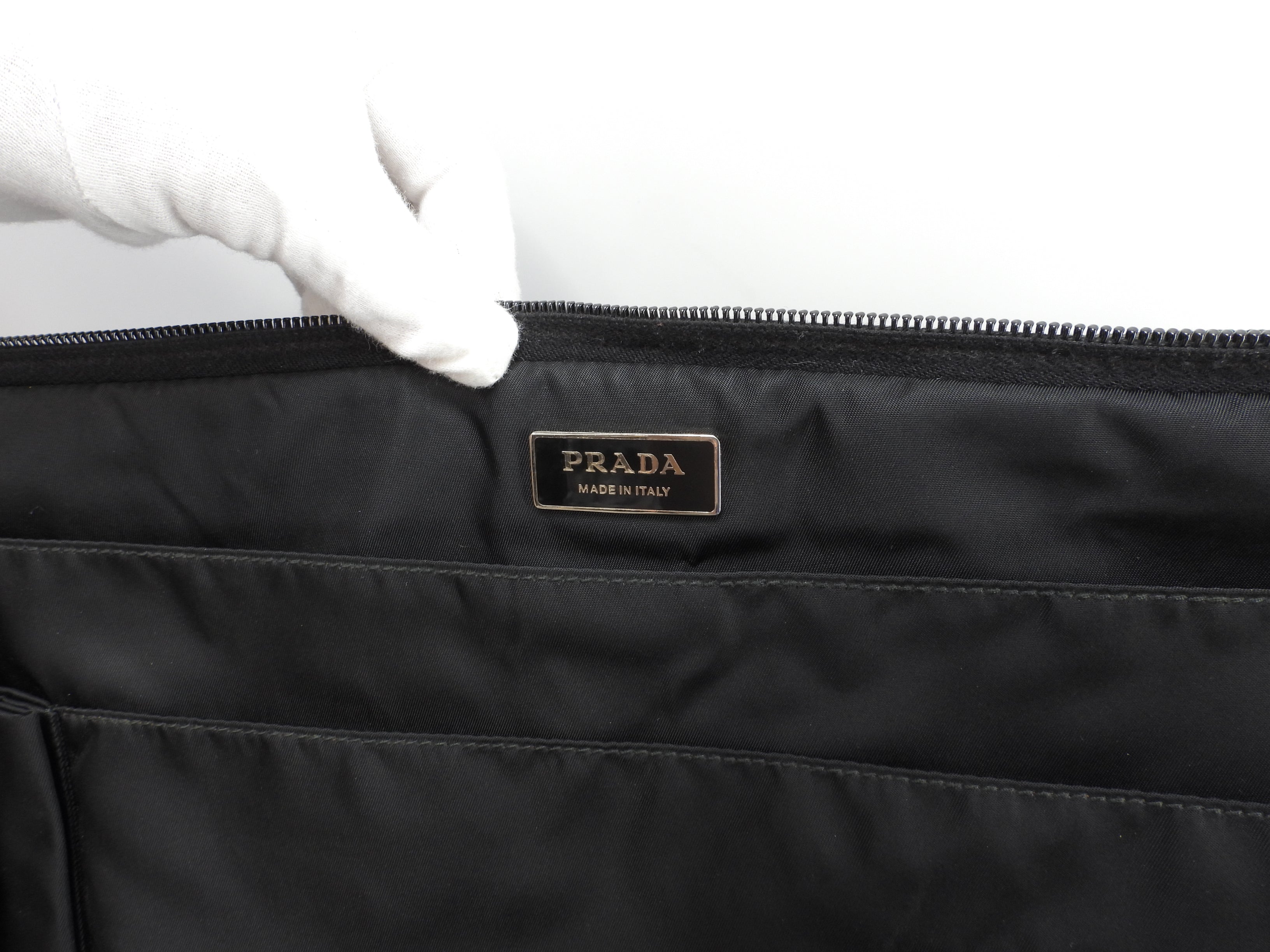 Borsello Prada grande in pelle Saffiano/nylon nero con portadocumenti con cerniera@165 3