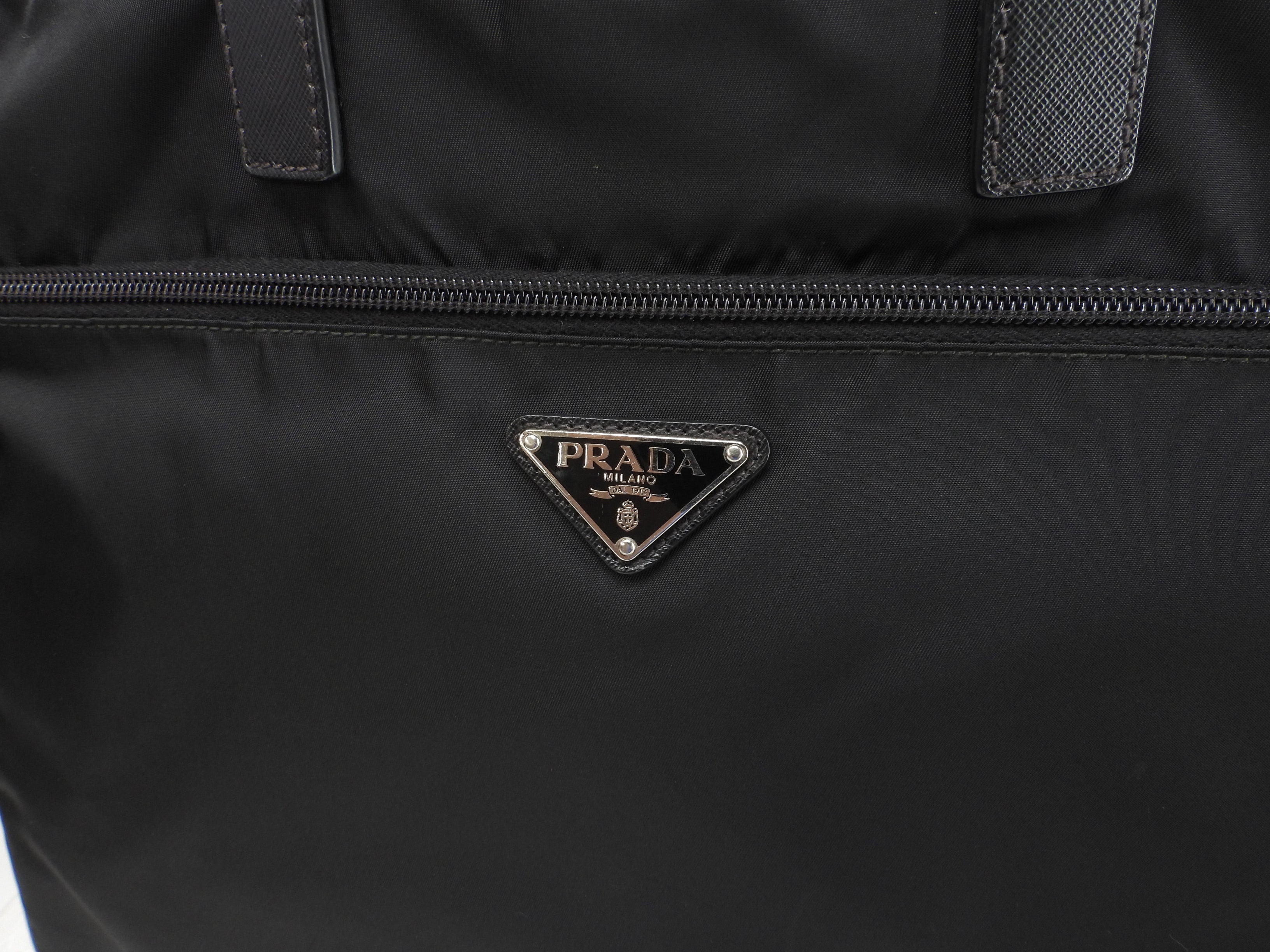 Borsello Prada grande in pelle Saffiano/nylon nero con portadocumenti con cerniera@165 3