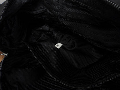 Borsello Prada grande in pelle Saffiano/nylon nero con portadocumenti con cerniera@165 3
