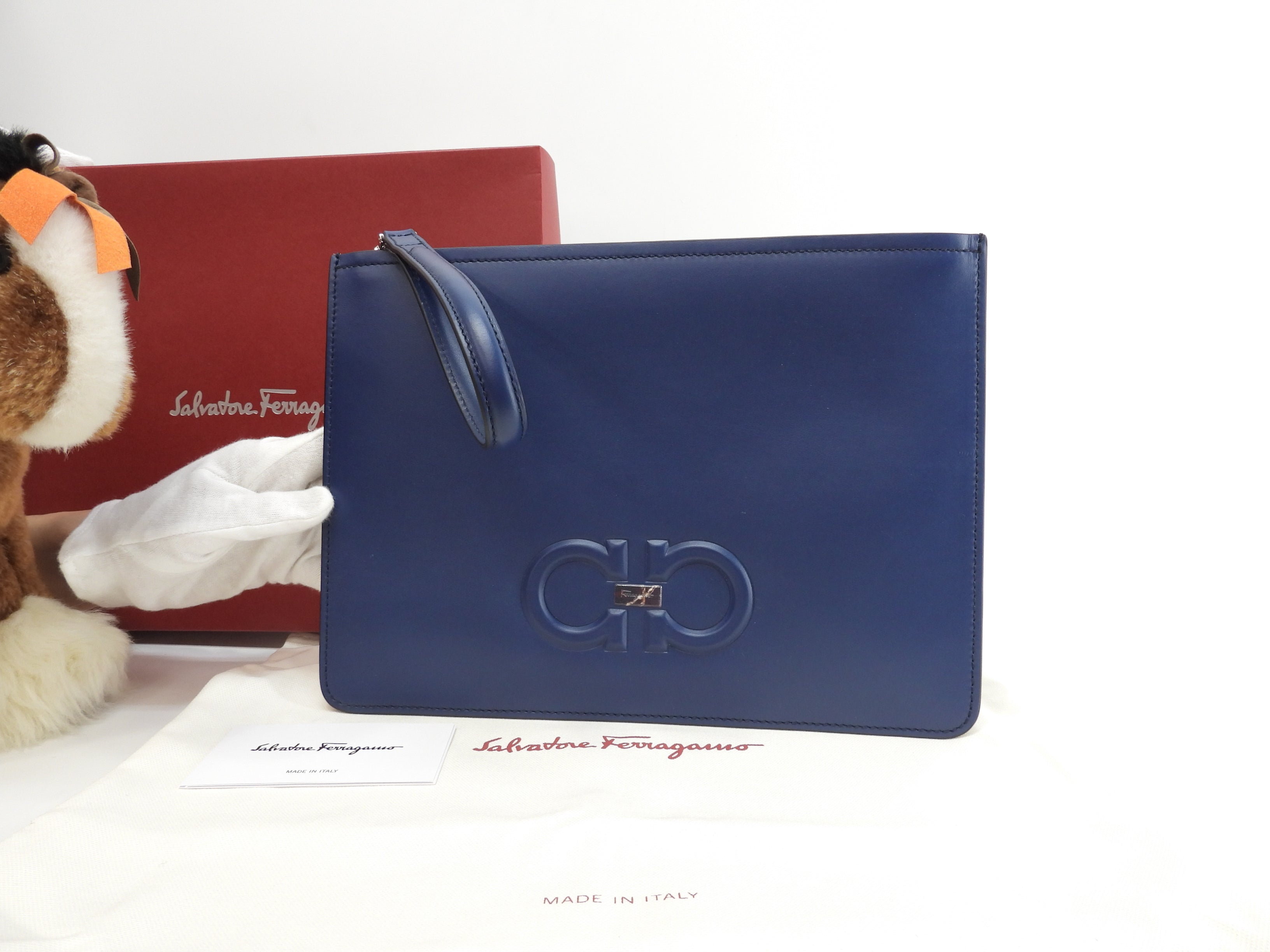 Salvatore Ferragamo Clutch in pelle liscia blu Seconda borsa Nuova @GG-24A124