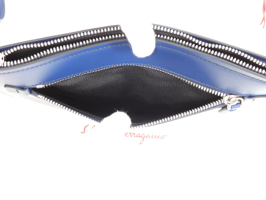 Salvatore Ferragamo Clutch in pelle liscia blu Seconda borsa Nuova @GG-24A124