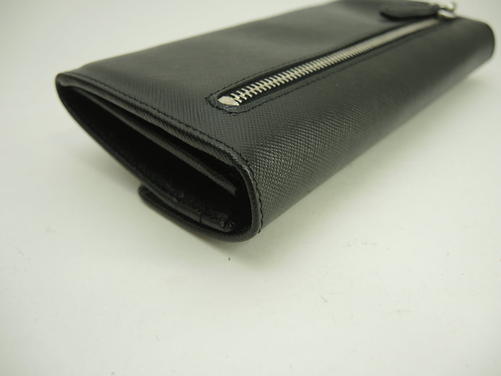 プラダ ロングウォレット サフィアーノ 黒 シルバー金具 2折長財布 未使用@107