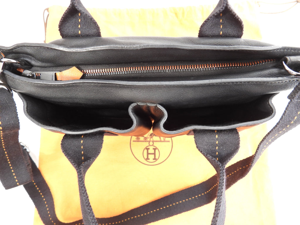 Hermès Caravan Horizontal PM in pelle nera, borsa a tracolla/borsa a mano @ 42