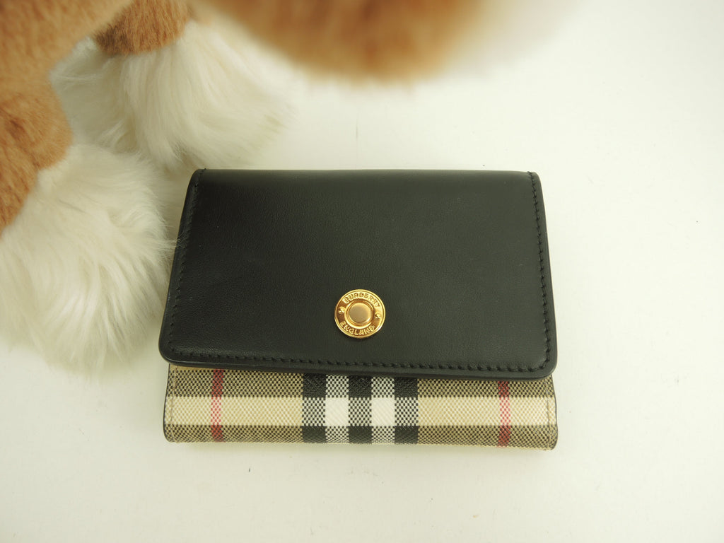 Burberry Portafoglio Compatto a Quadri in PVC/Pelle Portafoglio a 3 ante Piccolo Portafoglio Inutilizzato@MDICSSTU75CHI