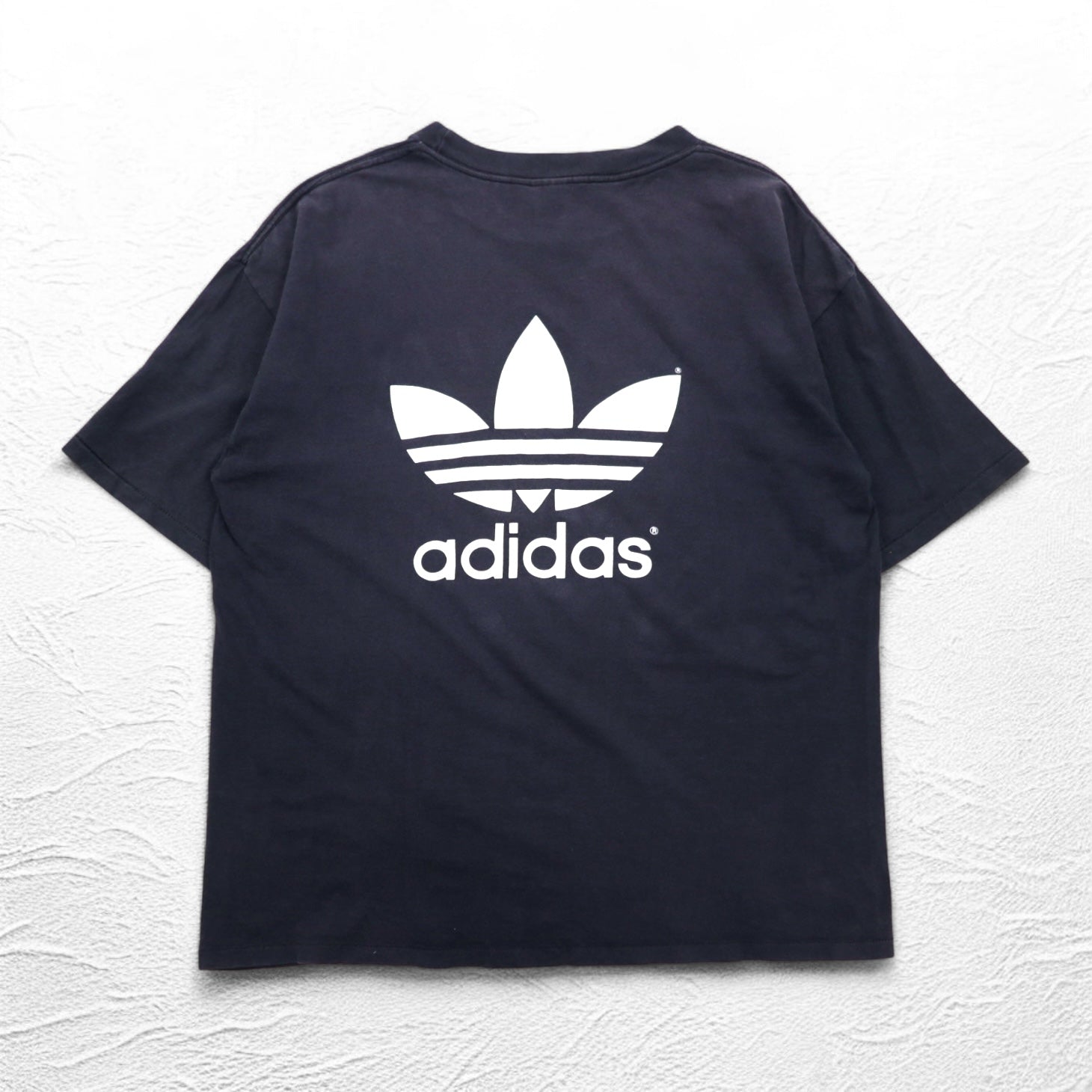 adidas Anni '80 Prodotto negli USA T-shirt con stampa Trefoil su entrambi i lati 2XL Nera Cuciture singole Taglia grande