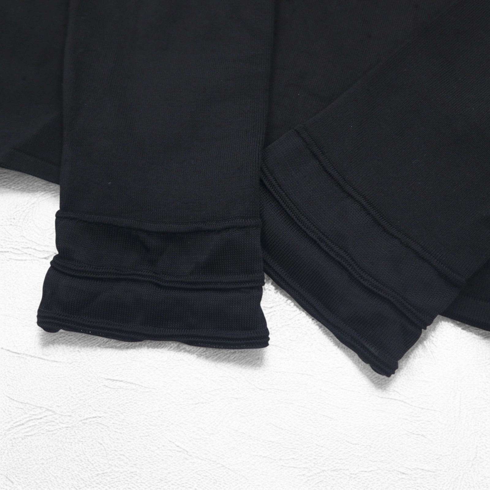 VERSACE CLASSIC V2 Maglia mezza zip in rayon, taglia L, nera, elasticizzata, Made in Italy
