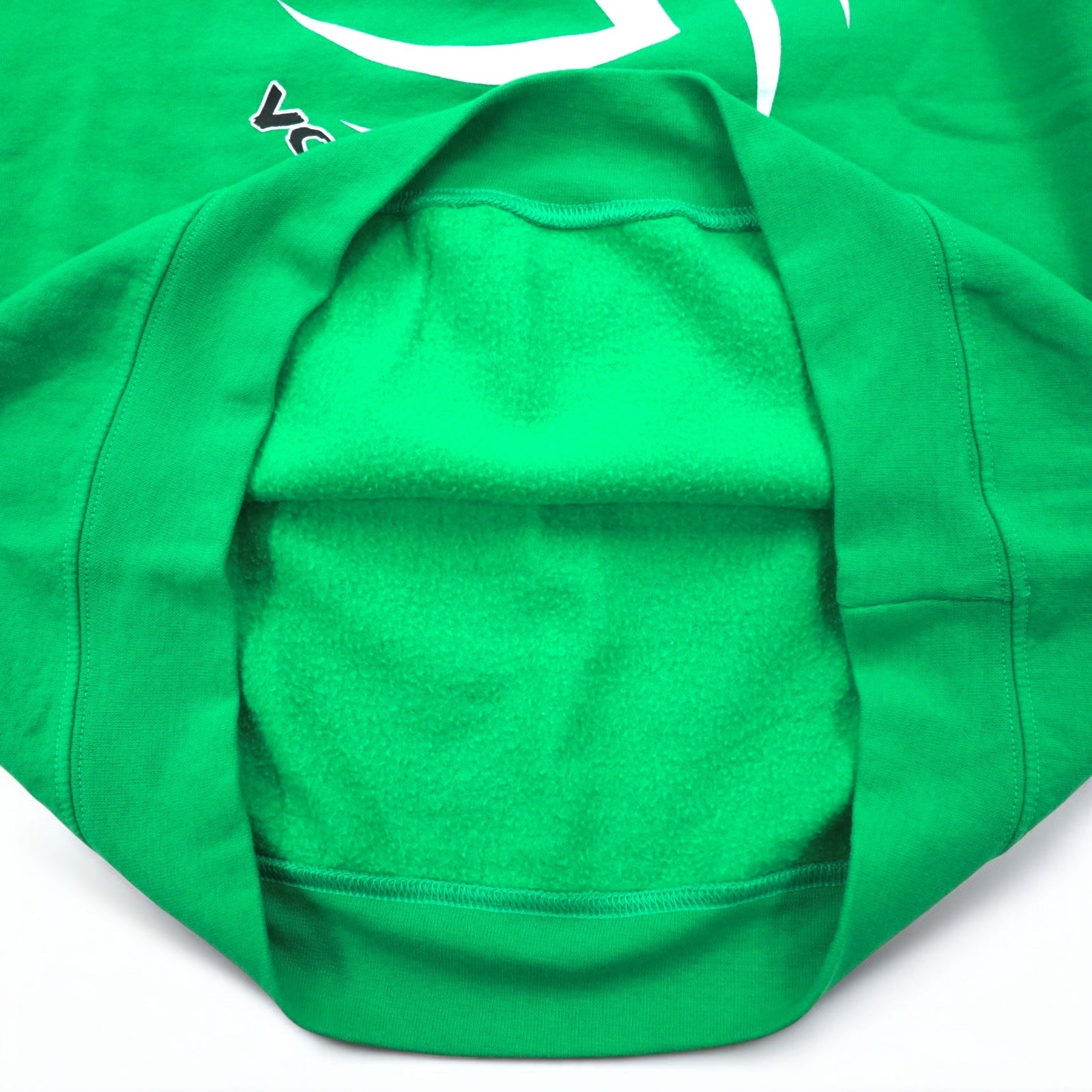 GILDAN Felpa girocollo L verde stampata con interno felpato ATTACK VOLLEYBALL, prodotta in Honduras