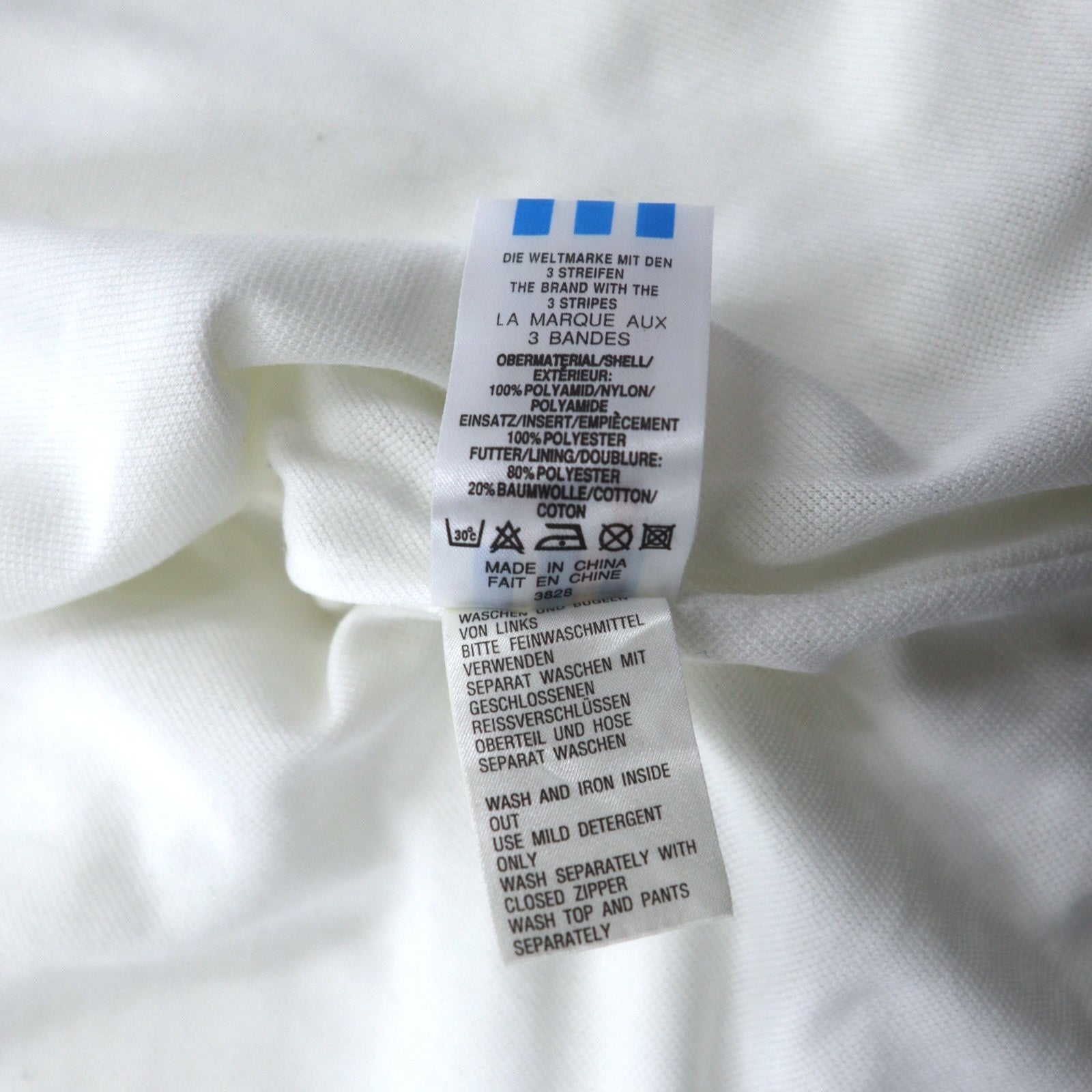 adidas anni '90 etichetta argentata gilet tecnico con zip XL bianco poliestere cinese